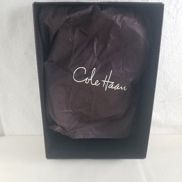 Cole Haan Women's Size 9.5B soft Black Leather Side Zip Ankle Booties - Picture 12 of 12